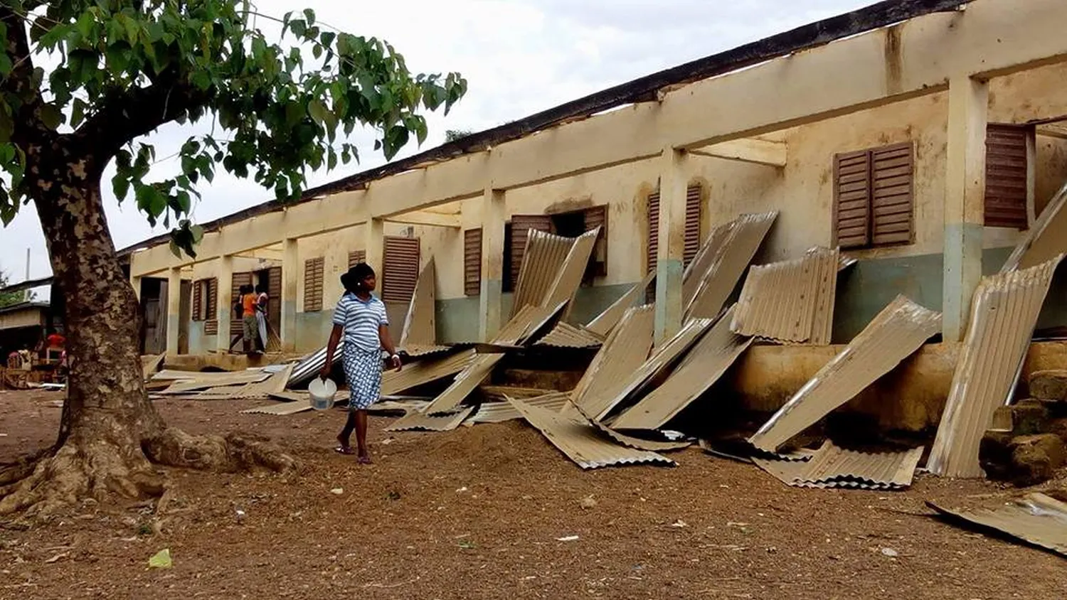 MVFPoor.org - Afrikanische Schule