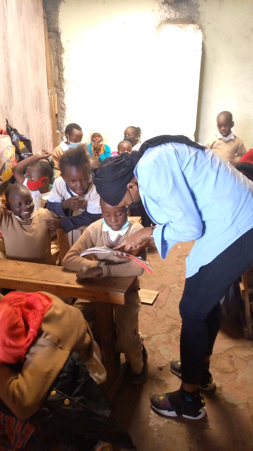 MVFPoor.org - Neues Dach für die Schule in Guinéa Beyla